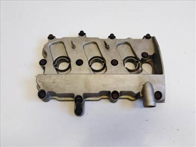 Audi A4 (8E B7) jobb szelepfedél 06E103472L