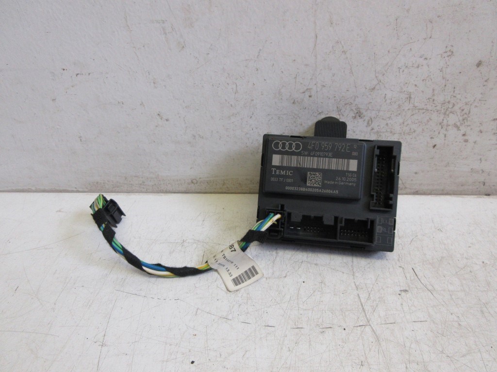 Audi A6 (C6 4f) bal elsõ ajtó elektronika 4F0959792E 1. kép