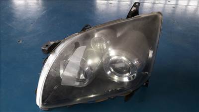 Toyota Avensis Bal Első Lámpa / Fényszóró
