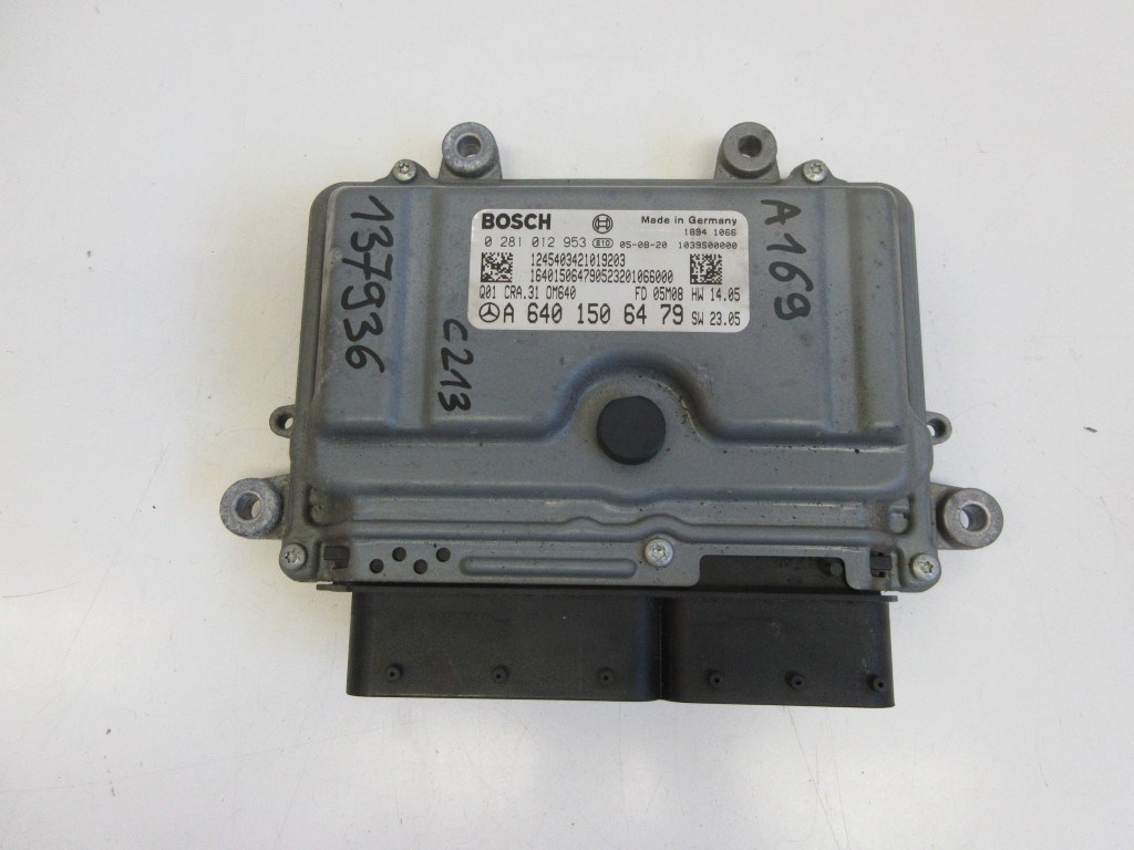 Mercedes-Benz A169 (A169) motorvezérlõ A6401506479 0281012953 1. kép