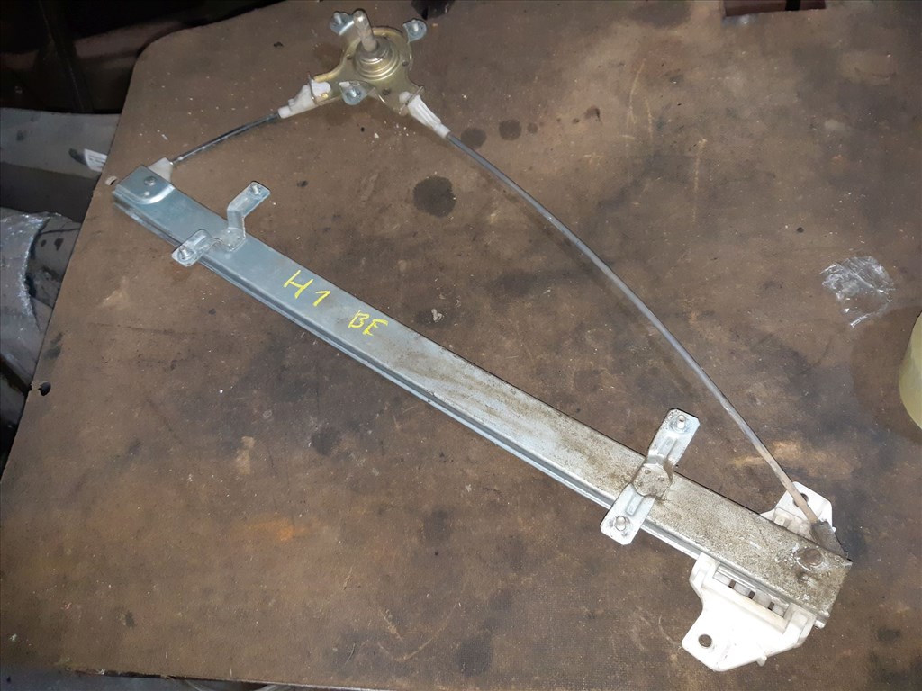 Hyundai H1 96-05 Bal Elsõ Ablakemelõ Szerkezet Mechanikus 1. kép
