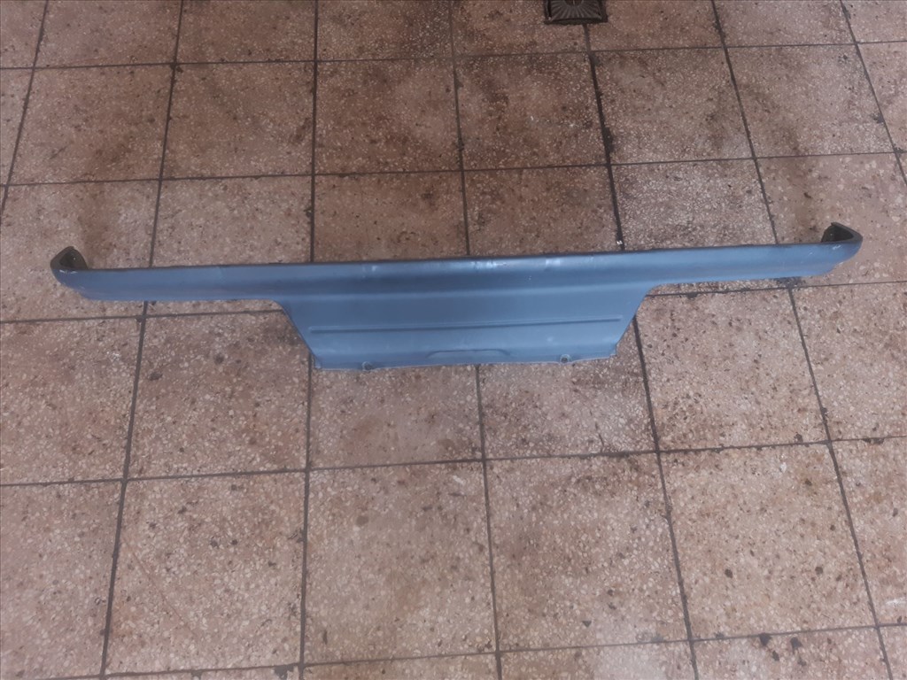 Suzuki Swift II 96-03 Hátsó Lökhárító 2. kép