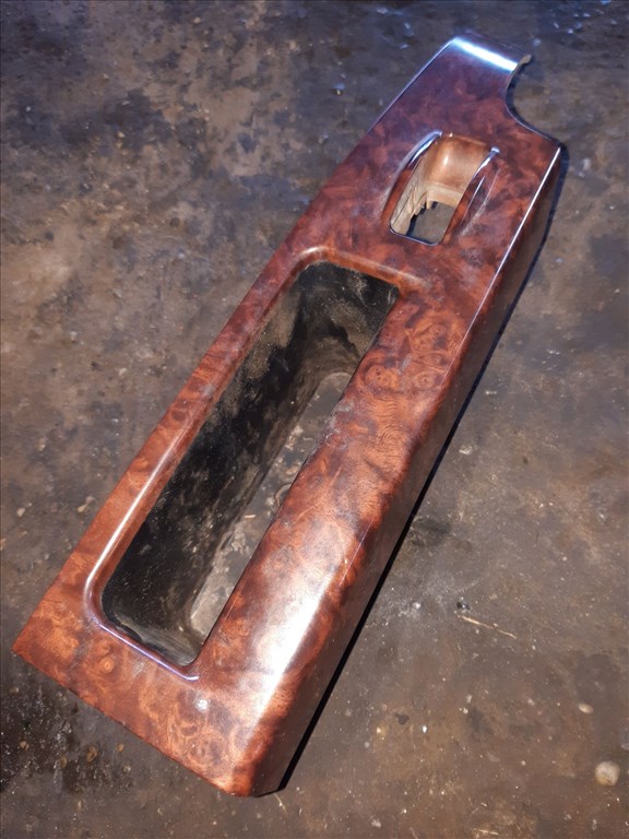 Kia Sorento Bal Hátsó Ablakemelõ Kapcsoló Keret 1. kép