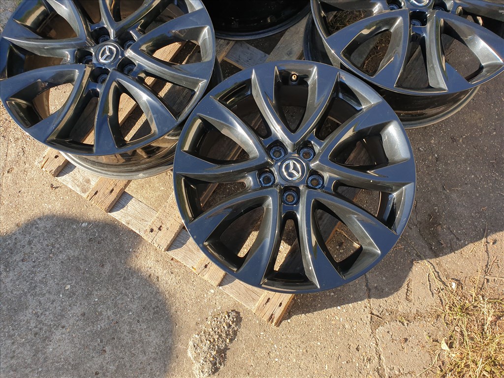 19" 5x114,3 Mazda 4. kép