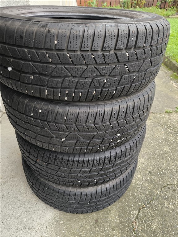  215/6017" 55e/4db használt Continental téli gumi gumi 1. kép
