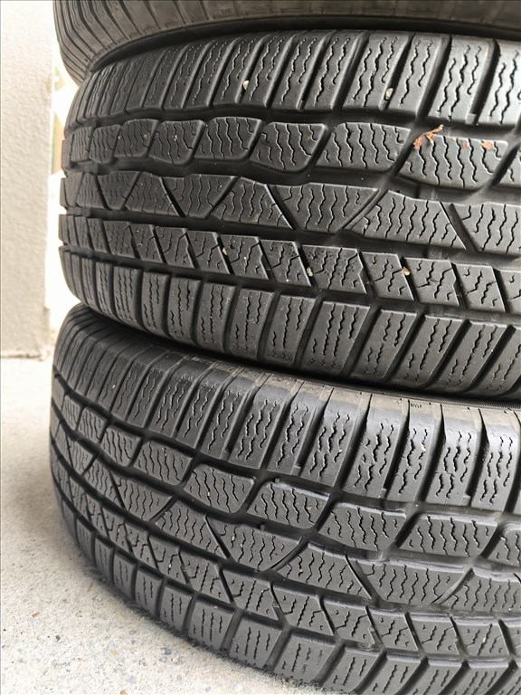  215/6017" 55e/4db használt Continental téli gumi gumi 8. kép