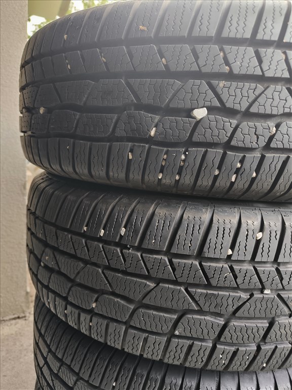  215/6017" 55e/4db használt Continental téli gumi gumi 9. kép