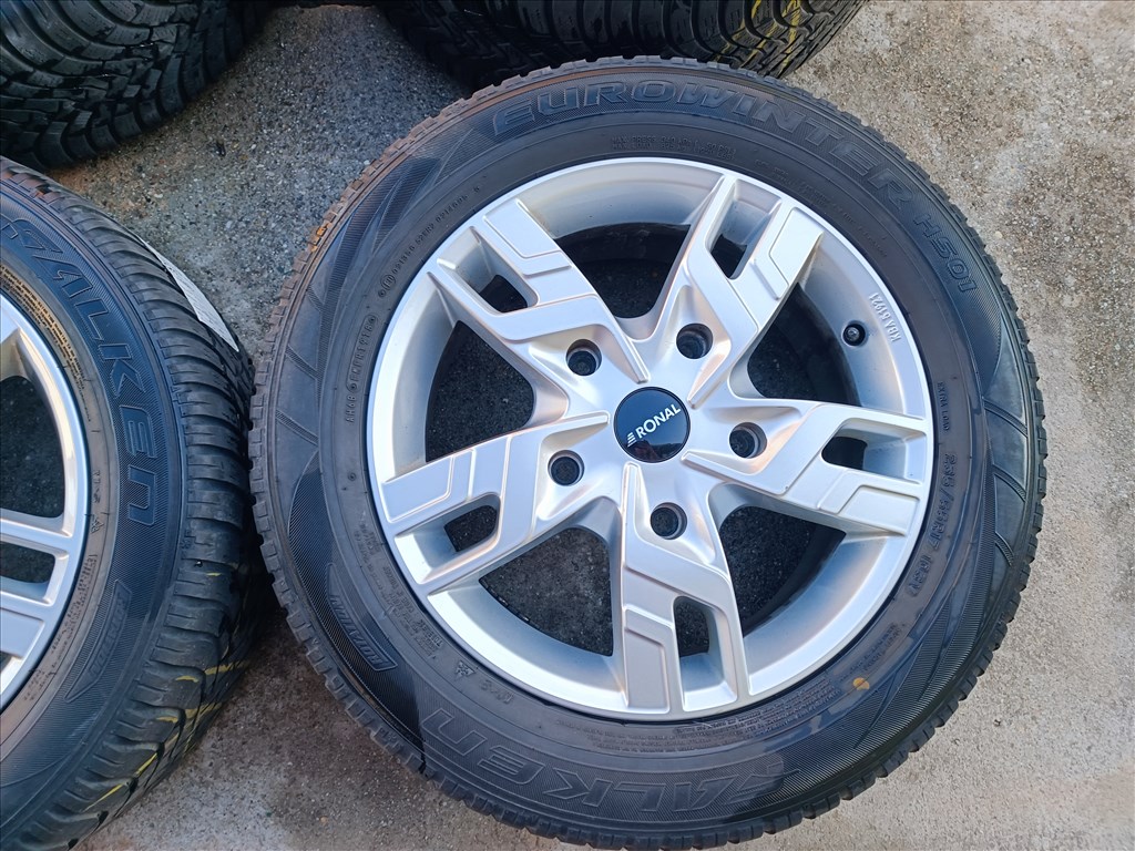  5x160 17" újszerű RONAL alufelni, rajta 235/55 R17 Falken téli gumi szenzor Ford Transit Custom 3. kép