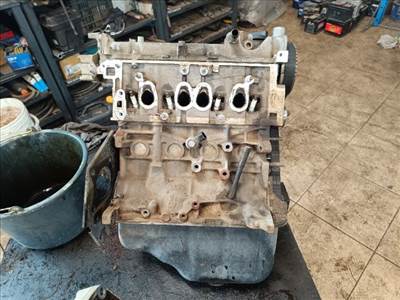 Fiat Punto II 1.2 fűzött blokk hengerfejjel  188a40003514789