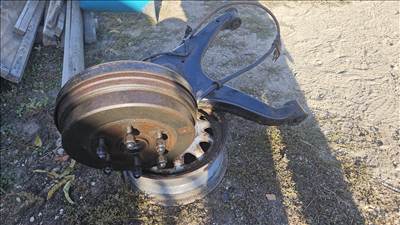 Toyota HiAce V Jobb hátsó lengőkar 