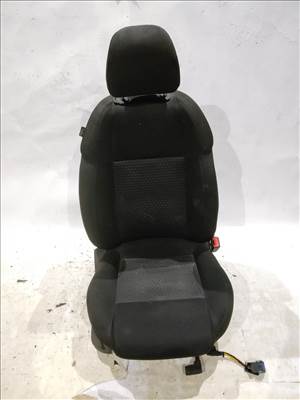 166535 Alfa Romeo Giulietta 2010-2020 jobb első szövet ülés