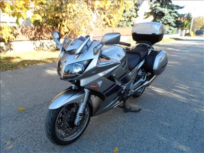 YAMAHA FJR 1300,MAGYARORSZÁGI,SÉRÜLÉSMENTES,2.TULAJDONOSTÓL,GYÁRI DOBOZOKKAL!!
