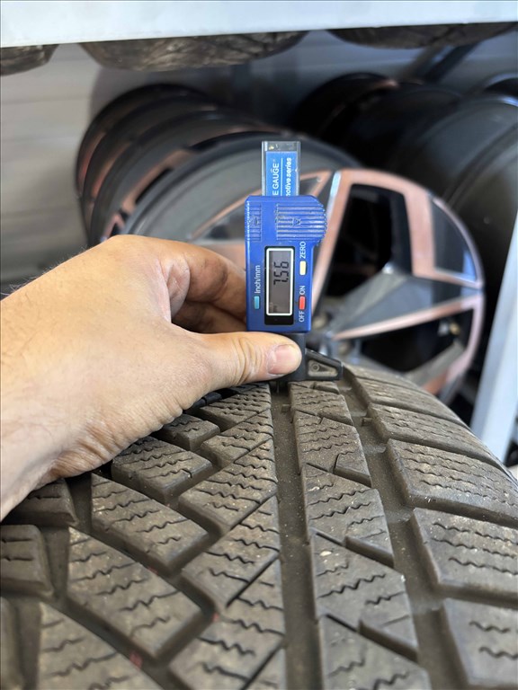 235/55 r19 Continental 2021 7,5mm téligumi 2db 235/55r19  5. kép