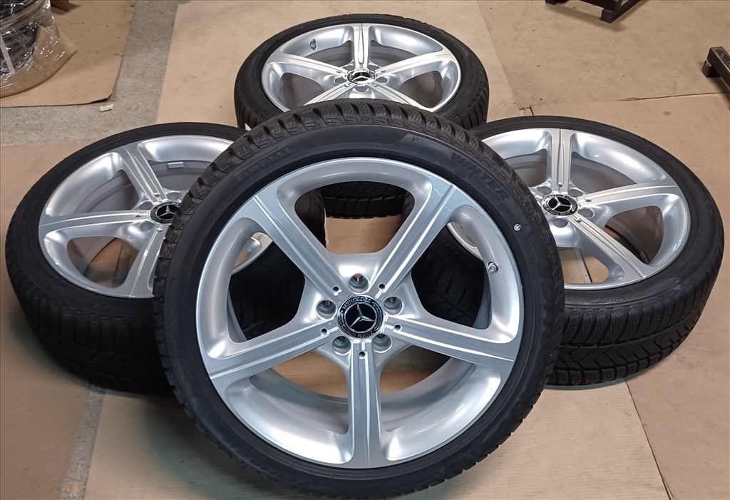 Mercedes W257 CLS 5x112 8x19 245/40 R19 téli gumikkal 4db 2. kép