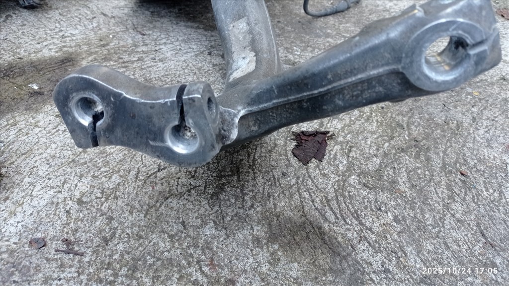 Audi a4 b6 b7 csonkállvány 2. kép