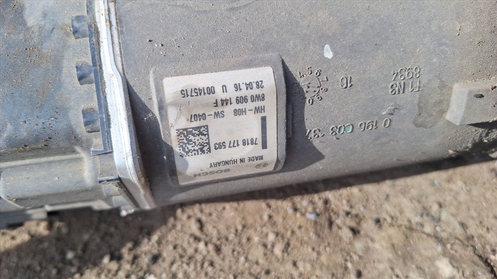 Audi A4 (B9) angol jobb kormányos autóból kormánymű 8W0 909 144 F 2. kép