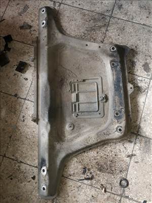 BMW 320D E46 Motor Alsó Burkolat