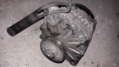 Renault R9 Generátor A13N12