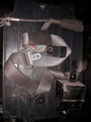 Opel Campo Jobb Első Biztonsági Öv