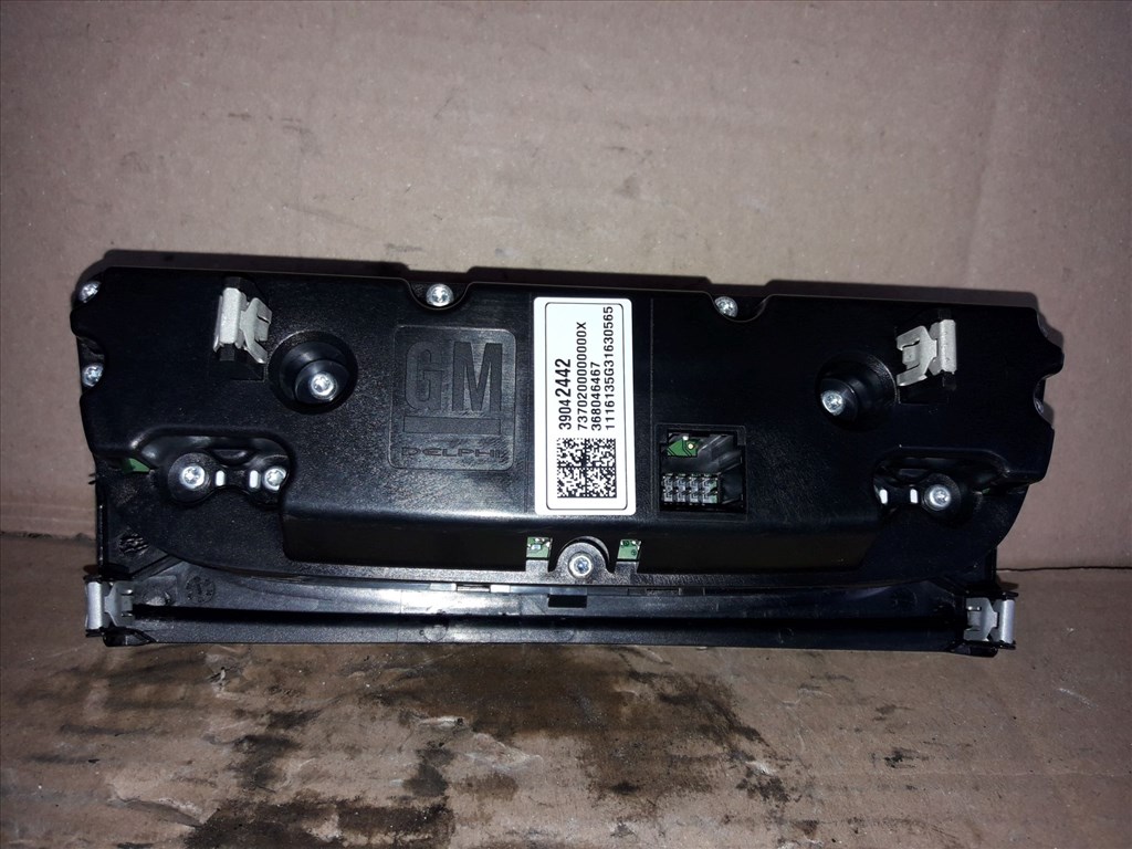 Opel Astra K Fûtéskapcsoló 39042442 2. kép