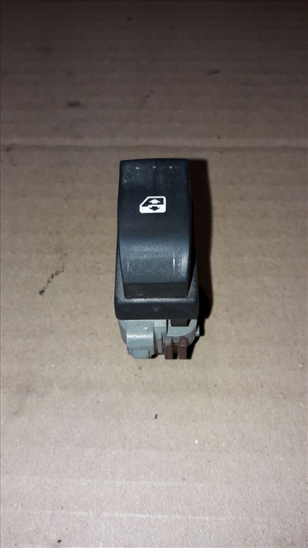 Renault Espace IV Ablakemelõ Kapcsoló 28082 1. kép