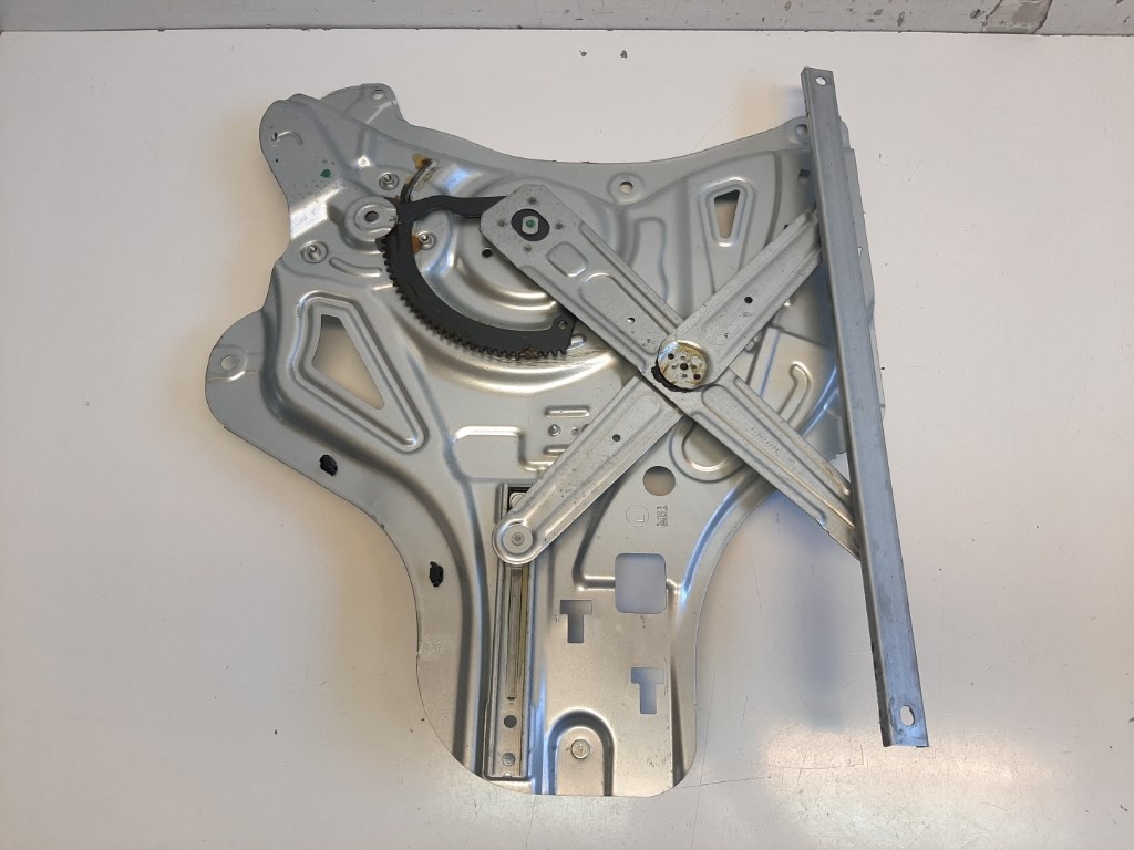 Hyundai IX35 (ELH) bal elsõ Ablakemelõ szerkezet elektromos 82470V2Y040 2. kép