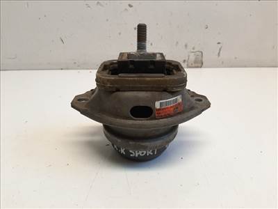 Land Rover Range Rover Sport (L320) bal első motortartó gumibak KKB500441G