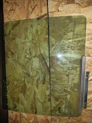 Suzuki Swift III 04-10 Jobb Hátsó Lejáró Ablaküveg