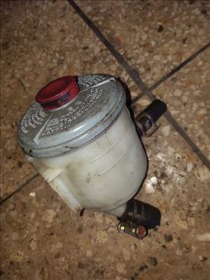 Suzuki Liana Szervó Olaj Tartály