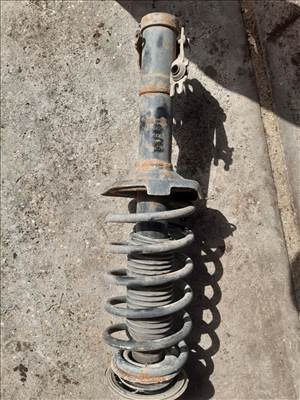 Volkswagen Vento Jobb Első Csonkállvány 190812