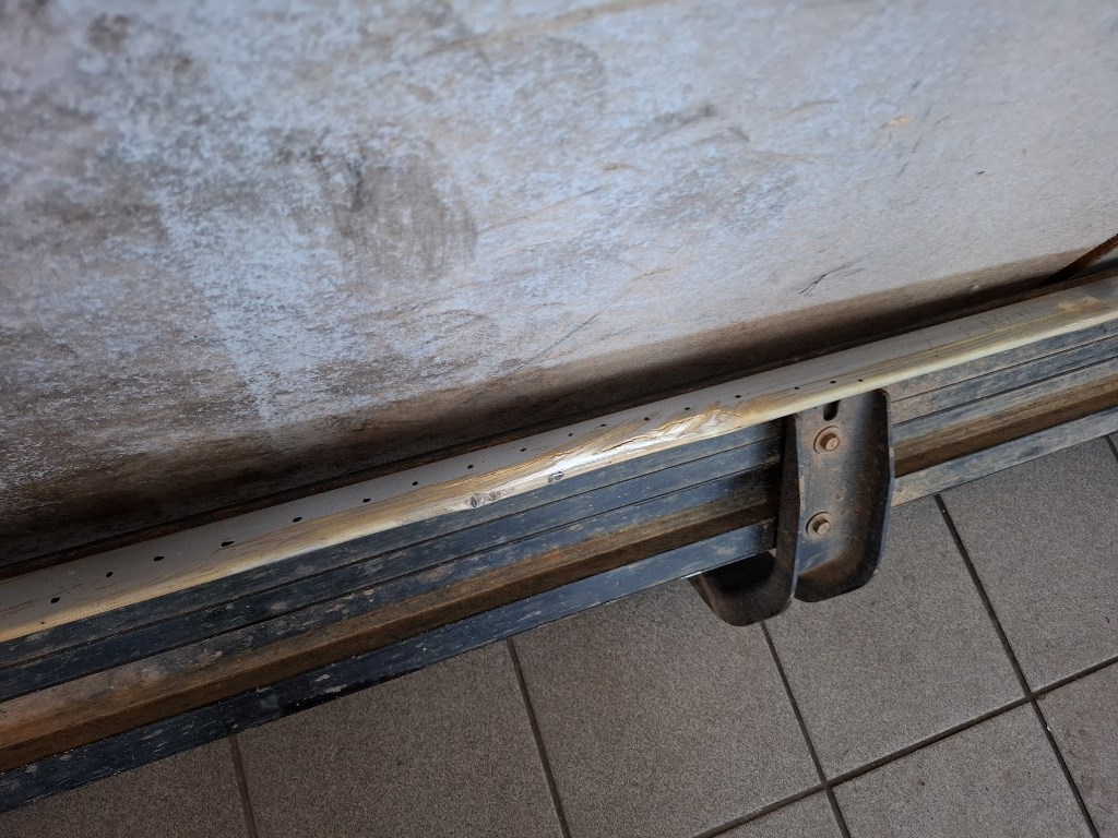 Nissan Navara (D23) bal fellépõ 5. kép