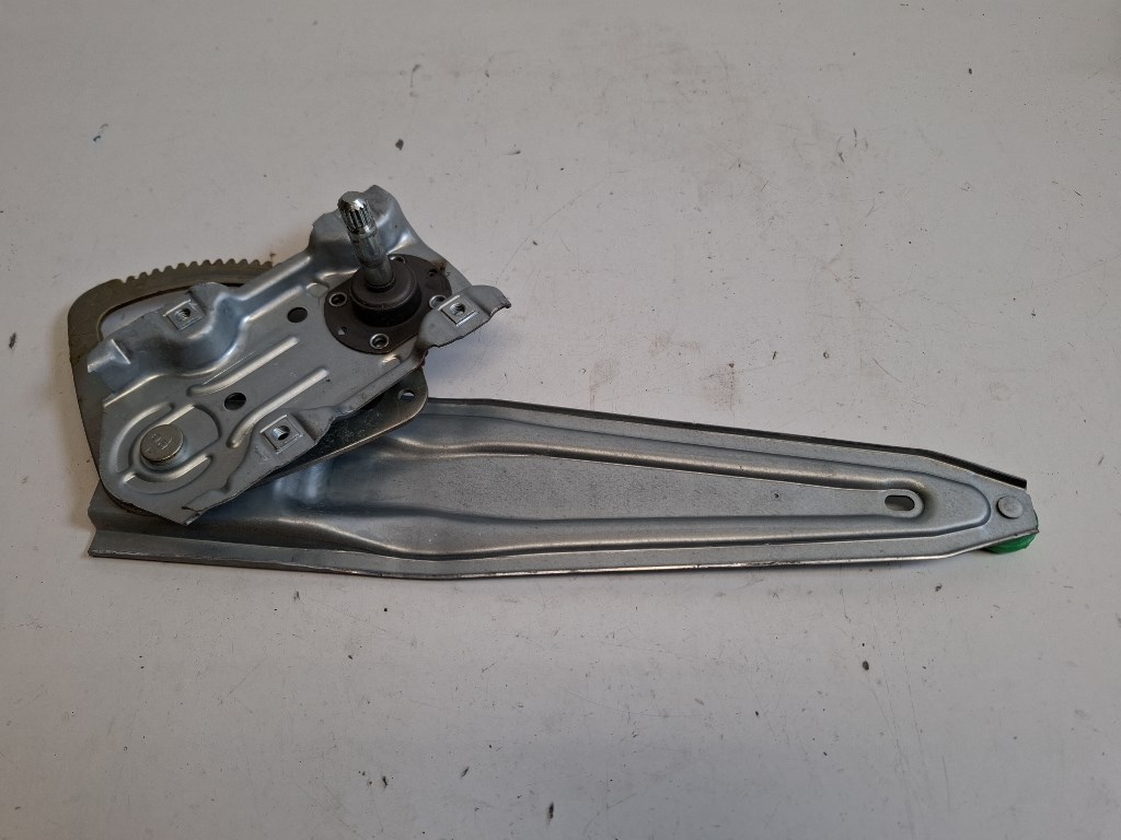 Toyota Yaris (XP130) bal hátsó Ablakemelõ szerkezet mechanikus 1. kép