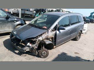 Opel Zafira B Bal első Kerékagy *132492*