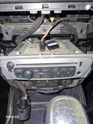 Renault Mégane III cd fejegység 