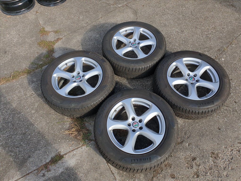 18" 5x110 Alfa Romeo Stelvio 1. kép