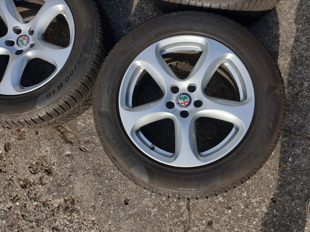 18" 5x110 Alfa Romeo Stelvio 4. kép