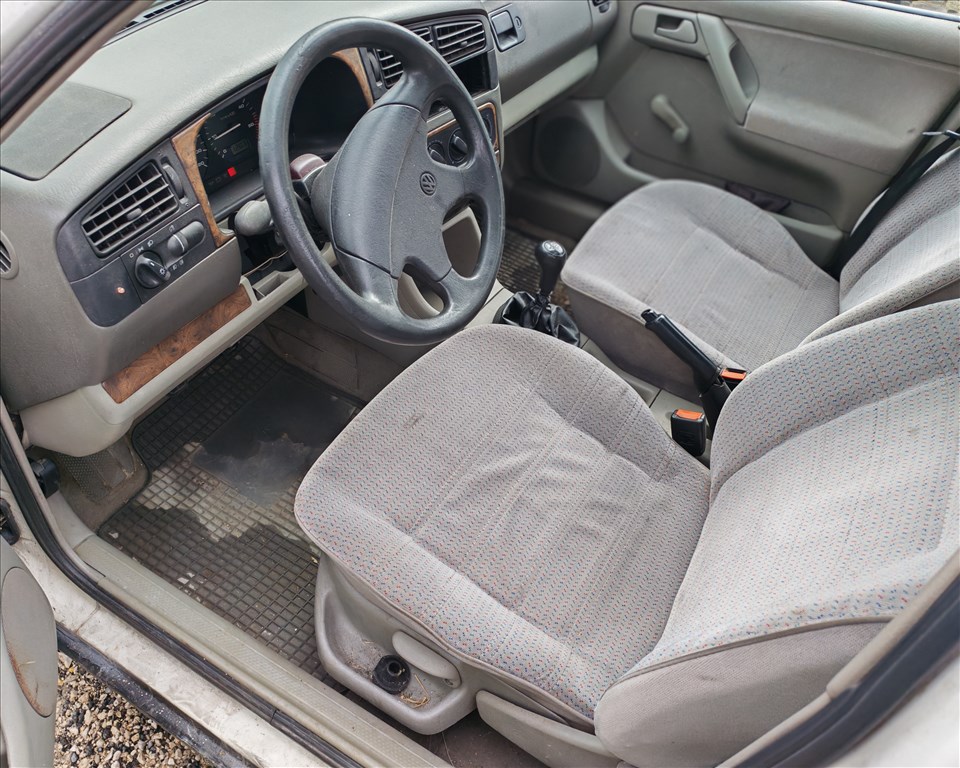 Volkswagen Golf III Variant 1.9 TDI motor 1Z kóddal, 350.000Km-el eladó 19tdivw1z g31966kw 6. kép