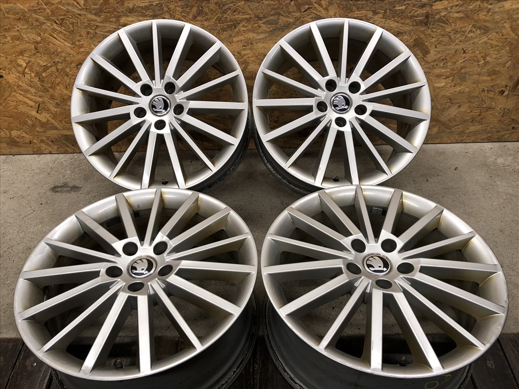 5x112 gyári Skoda 18 col alufelni Audi Seat VW 18 colos  1. kép