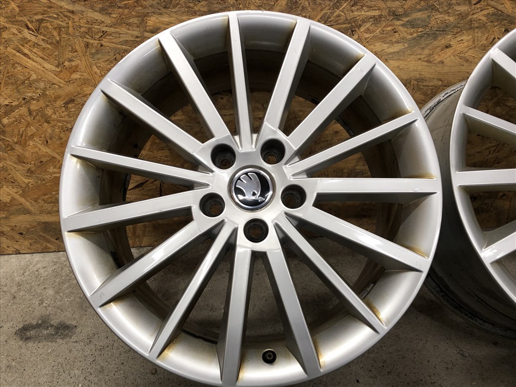 5x112 gyári Skoda 18 col alufelni Audi Seat VW 18 colos  5. kép