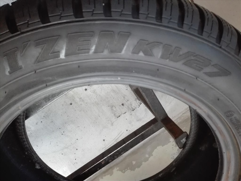 215/55R16 ÚJ Kumho téli gumi garnitúra 215/55 r16 5. kép
