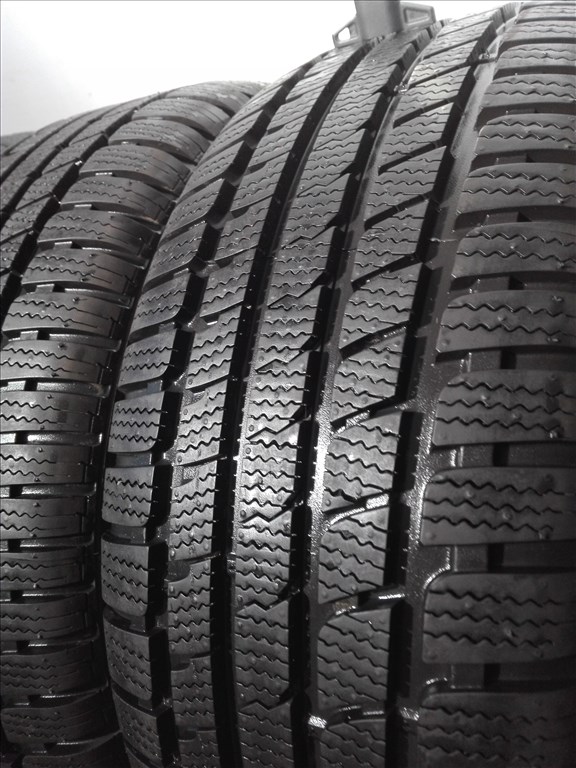 215/55R16 ÚJ Kumho téli gumi garnitúra 215/55 r16 2. kép