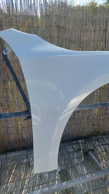 Skoda Octavia III Jobb első sàrvèdő 3. kép