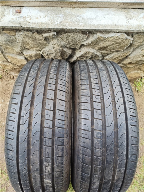  215/60 17" újszerű Pirelli nyári gumi 1. kép