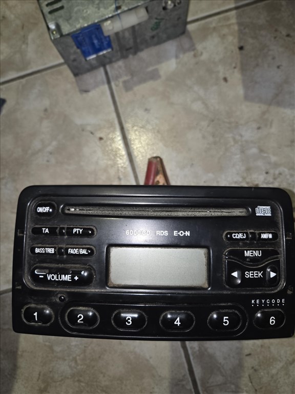 Ford Focus Mk1, Ford Mondeo Mk2, Ford Mondeo Mk3 Cd -és ràdiosmagno  1. kép