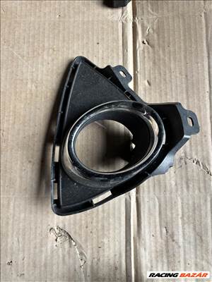 Toyota Auris (E180) Ködlámpa rács 81481-02290