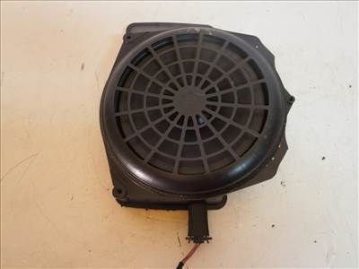 Audi A4 4 ajtós (8E B6) bal hátsó hangszóró 8E5035412