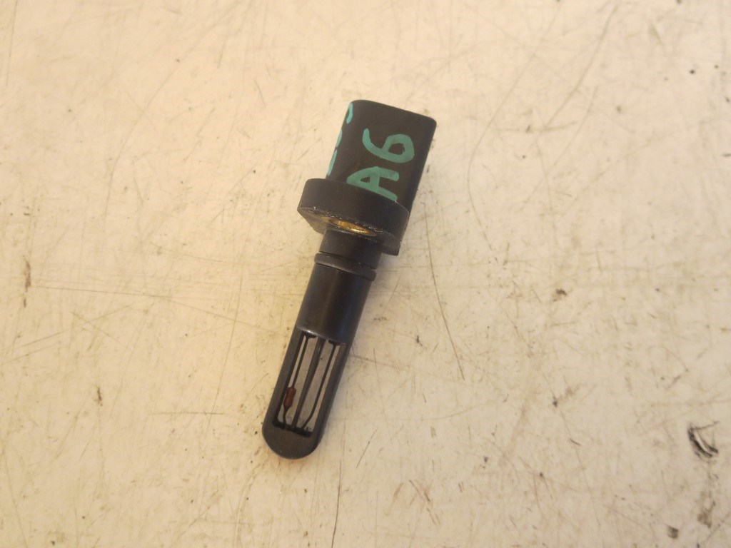 Audi A6 (C5 4B) beszívott levegõ hõmérséklet érzékelõ 068905379A 1. kép