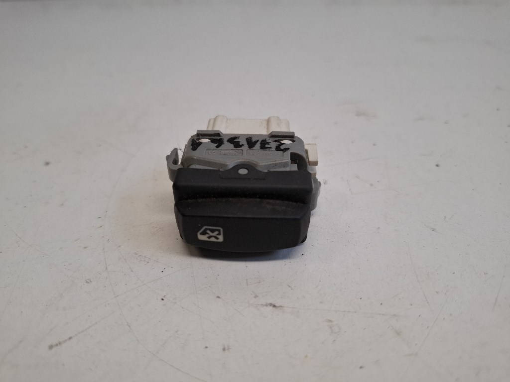 Dacia duster (HS) ablakemelõ gyerekzár 1. kép