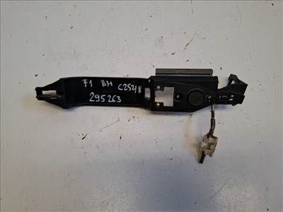 Ford Focus bal hátsó kilincsfészek XS41A266B23AH