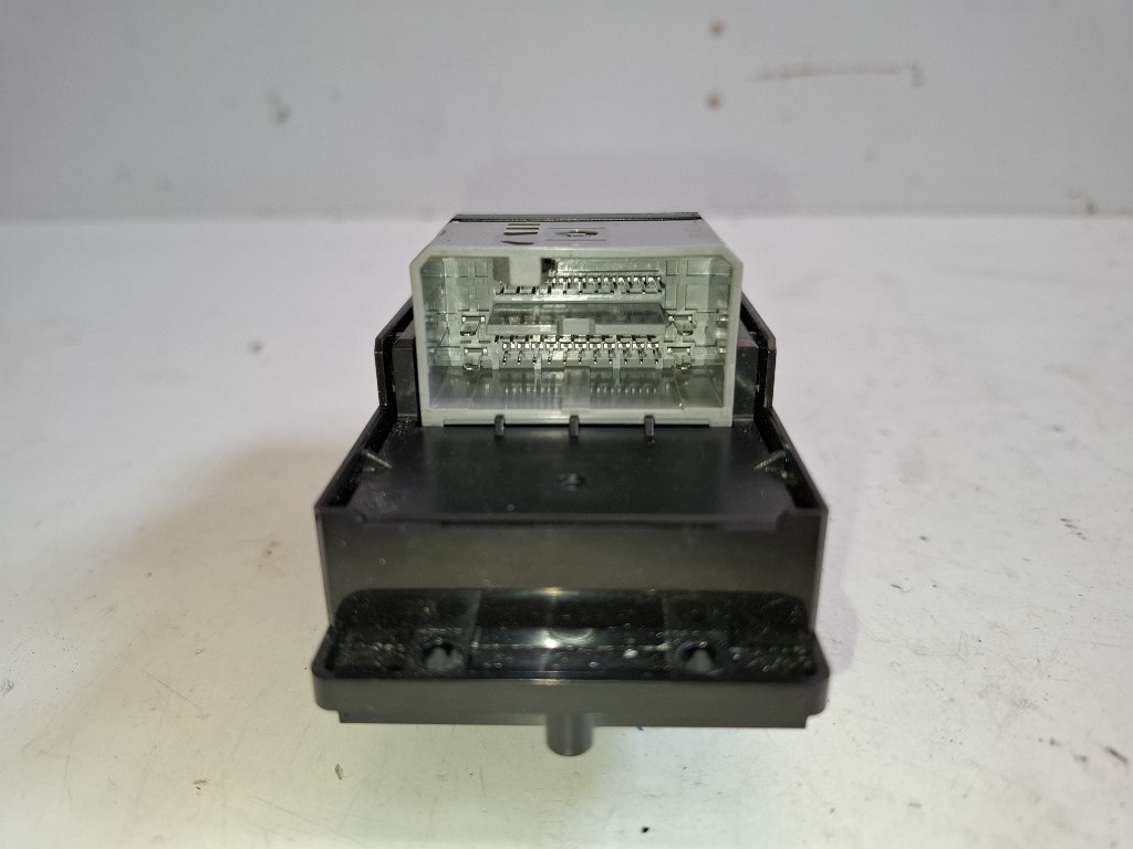 Honda CR-V jobb elsõ ablakemelõ kapcsoló 83540T1G 3. kép